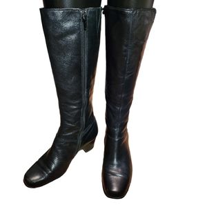 Clarks Womens Size 8M Black Leather Boots 16 inch Tall